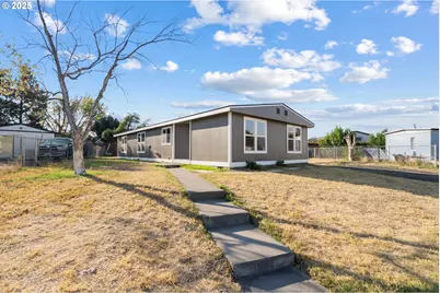 1175 SW Sandy Dr, Hermiston, OR 97838 - Photo 3