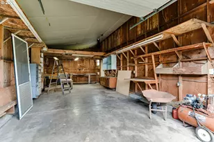 2750 Villa Way, Springfield, OR 97477 - Photo 29