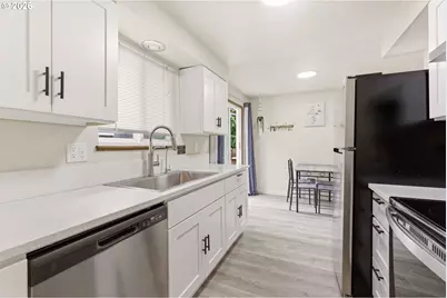 3836 SE 91st Ave, Portland, OR 97266 - Photo 11