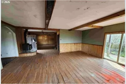 830 3rd St, Bandon, OR 97411 - Photo 5