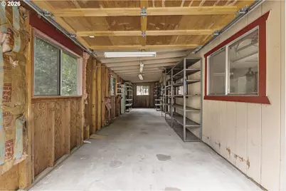 135 Rolling Hills Dr, Grants Pass, OR 97526 - Photo 39