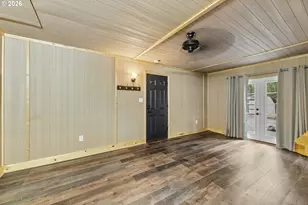 135 Rolling Hills Dr, Grants Pass, OR 97526 - Photo 37