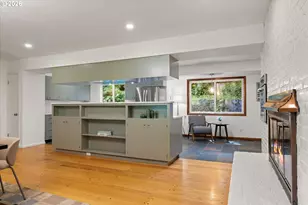 4922 SW Barnes Rd, Portland, OR 97221 - Photo 15