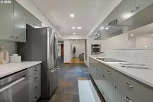 4922 SW Barnes Rd, Portland, OR 97221 - Photo 19