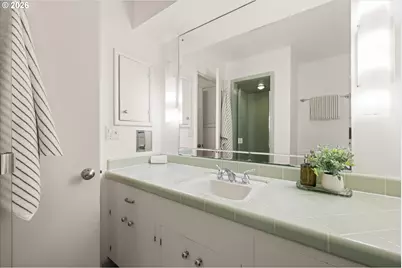 4922 SW Barnes Rd, Portland, OR 97221 - Photo 25