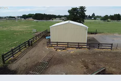 79404 Powerline Rd, Hermiston, OR 97838 - Photo 9