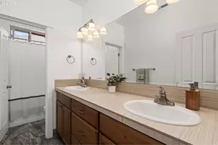 21302 Northeast Brooklyn Court, Bend, OR 97701 - Photo 19