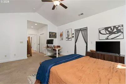 21302 NE Brooklyn Ct, Bend, OR 97701 - Photo 13