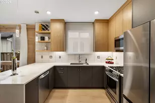 3732 SE Lambert St, Portland, OR 97202 - Photo 5
