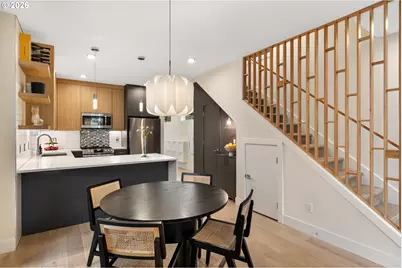 3732 SE Lambert St, Portland, OR 97202 - Photo 3
