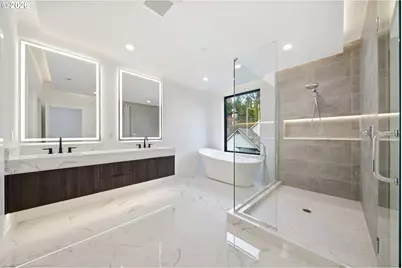 2435 N R St, Washougal, WA 98671 - Photo 11