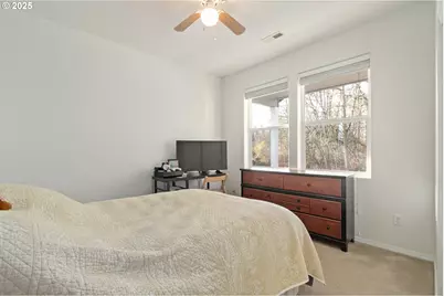 1839 S 57th St, Springfield, OR 97478 - Photo 23