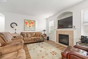 1839 S 57th St, Springfield, OR 97478 - Photo 5