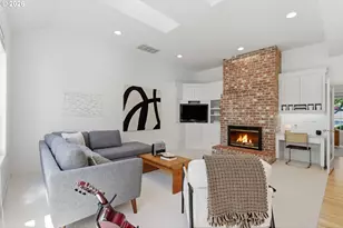 5914 SW Kruse Ridge Dr, Portland, OR 97219 - Photo 25