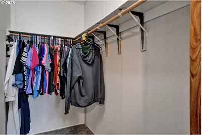 346 E 10th Pl, Junction City, OR 97448 - Photo 29