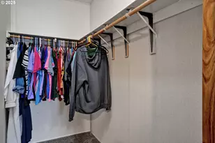 346 E 10th Pl, Junction City, OR 97448 - Photo 29