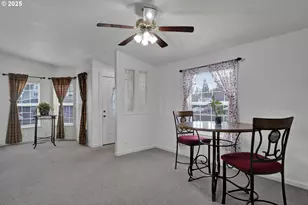 346 E 10th Pl, Junction City, OR 97448 - Photo 13