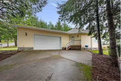1101 Blanco Ave, Coos Bay, OR 97420 - Photo 1