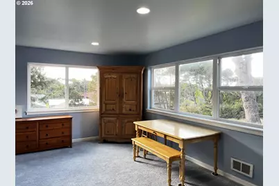 4604 Falcon St, Florence, OR 97439 - Photo 13