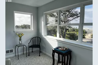 4604 Falcon St, Florence, OR 97439 - Photo 47