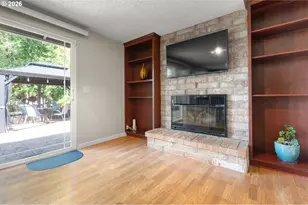 3389 Kevington Ave, Eugene, OR 97405 - Photo 17