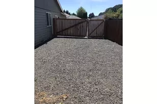 1066 SW Aspen Ln, Dallas, OR 97338 - Photo 7