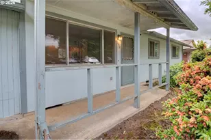 1490 H St, Washougal, WA 98671 - Photo 3