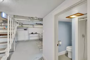 3430 NE 66th Ave, Portland, OR 97213 - Photo 41