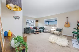 6721 SE 77th Ave, Portland, OR 97206 - Photo 5