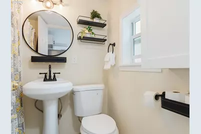 6721 SE 77th Ave, Portland, OR 97206 - Photo 17