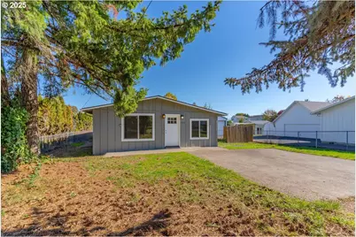 204 S 3rd St, Carlton, OR 97111 - Photo 5