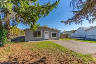 204 S 3rd St, Carlton, OR 97111 - Photo 5