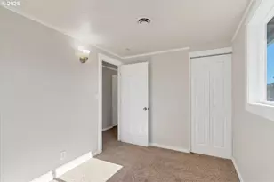 204 S 3rd St, Carlton, OR 97111 - Photo 21