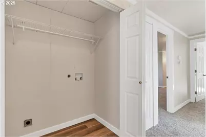 204 S 3rd St, Carlton, OR 97111 - Photo 23