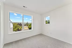 15745 NE Beech St, Portland, OR 97230 - Photo 11