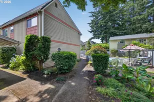 16825 SE Powell Blvd, Portland, OR 97236 - Photo 25