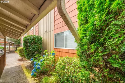 16825 SE Powell Blvd, Portland, OR 97236 - Photo 27