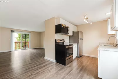 16825 SE Powell Blvd, Portland, OR 97236 - Photo 7