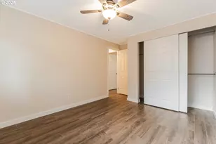 16825 SE Powell Blvd, Portland, OR 97236 - Photo 19
