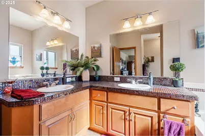 18989 NE Marine Dr #44, Portland, OR 97230 - Photo 11