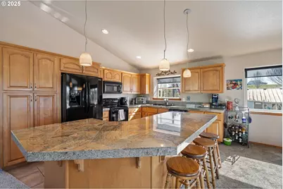 18989 NE Marine Dr #44, Portland, OR 97230 - Photo 15