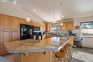 18989 NE Marine Dr, Portland, OR 97230 - Photo 15