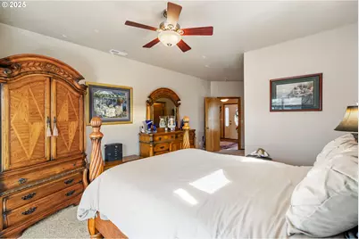18989 NE Marine Dr #44, Portland, OR 97230 - Photo 9
