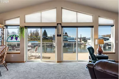 18989 NE Marine Dr #44, Portland, OR 97230 - Photo 19