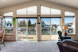 18989 NE Marine Dr, Portland, OR 97230 - Photo 19