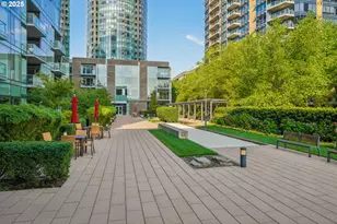 841 S Gaines St, Portland, OR 97239 - Photo 33