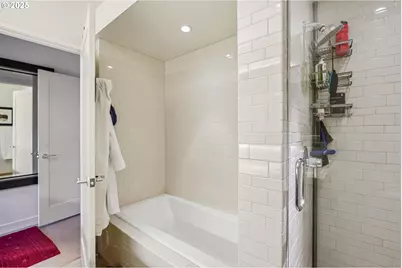 841 S Gaines St #1400, Portland, OR 97239 - Photo 19