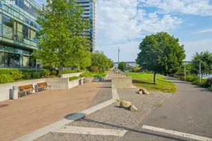 841 S Gaines St, Portland, OR 97239 - Photo 27