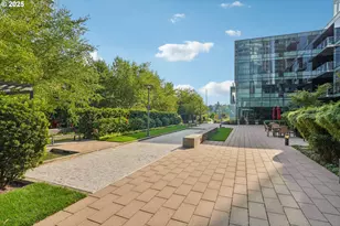 841 S Gaines St, Portland, OR 97239 - Photo 31