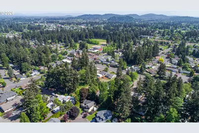 16927 NE Glisan St, Portland, OR 97230 - Photo 47